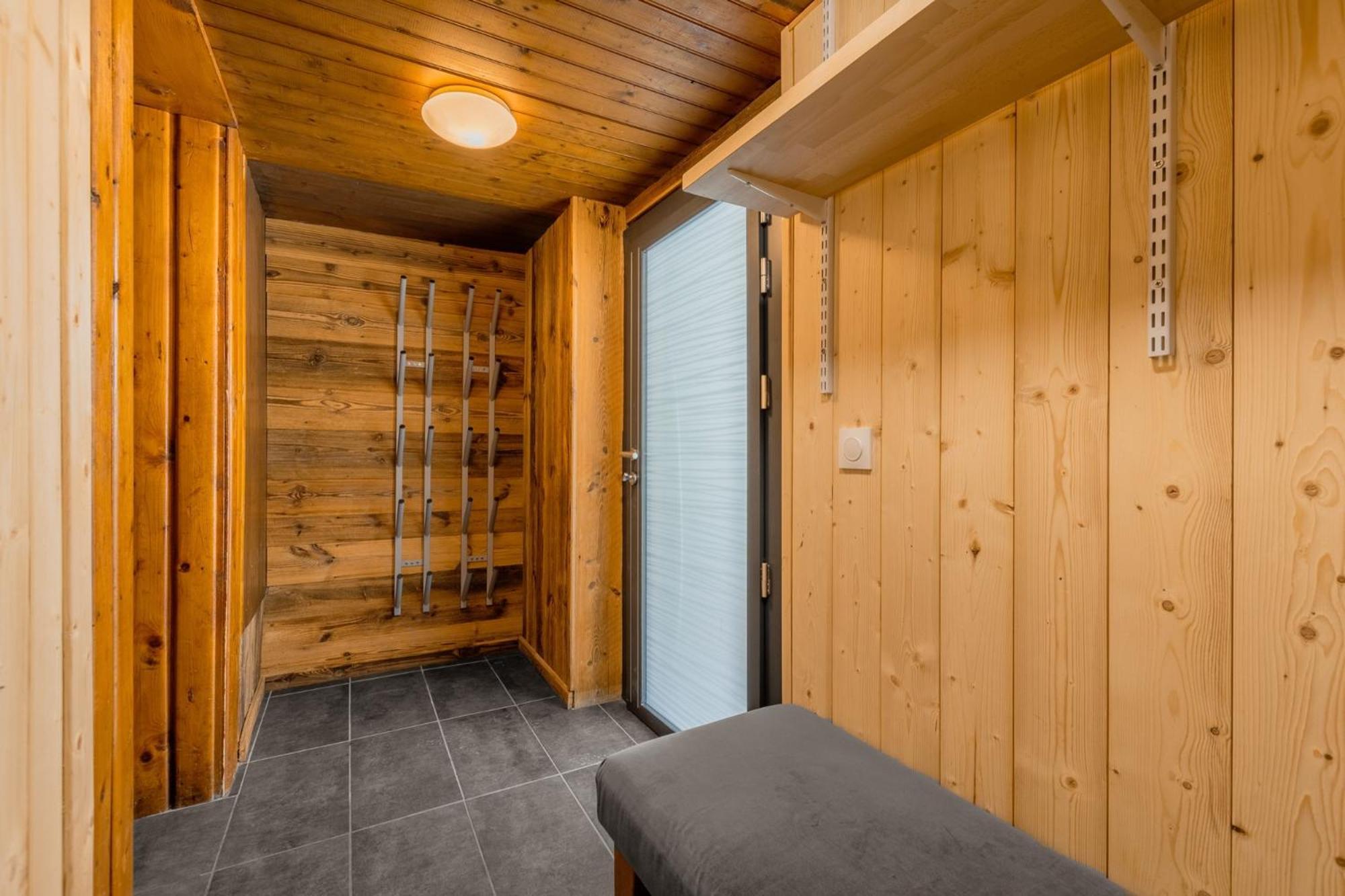 Grand Chalet Standing Avec Jacuzzi A Chamrousse Ski 1750 Exterior photo